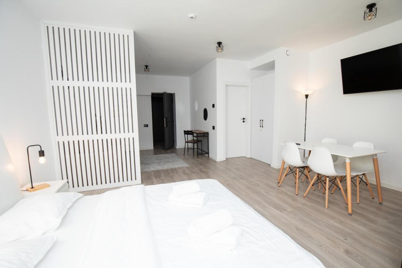 Cozy Studio 4 People With Parking ซินายา ภายนอก รูปภาพ