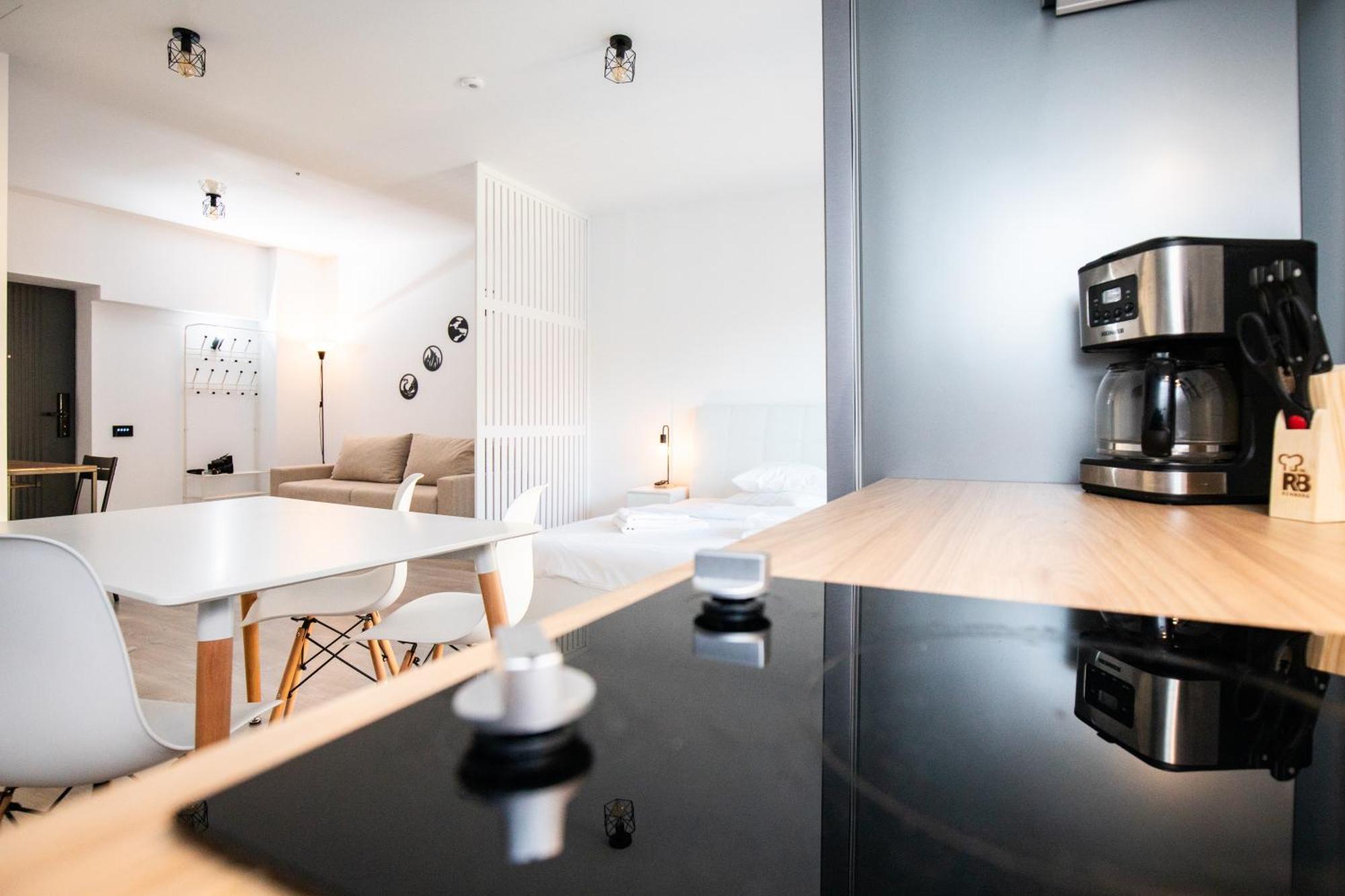 Cozy Studio 4 People With Parking ซินายา ภายนอก รูปภาพ