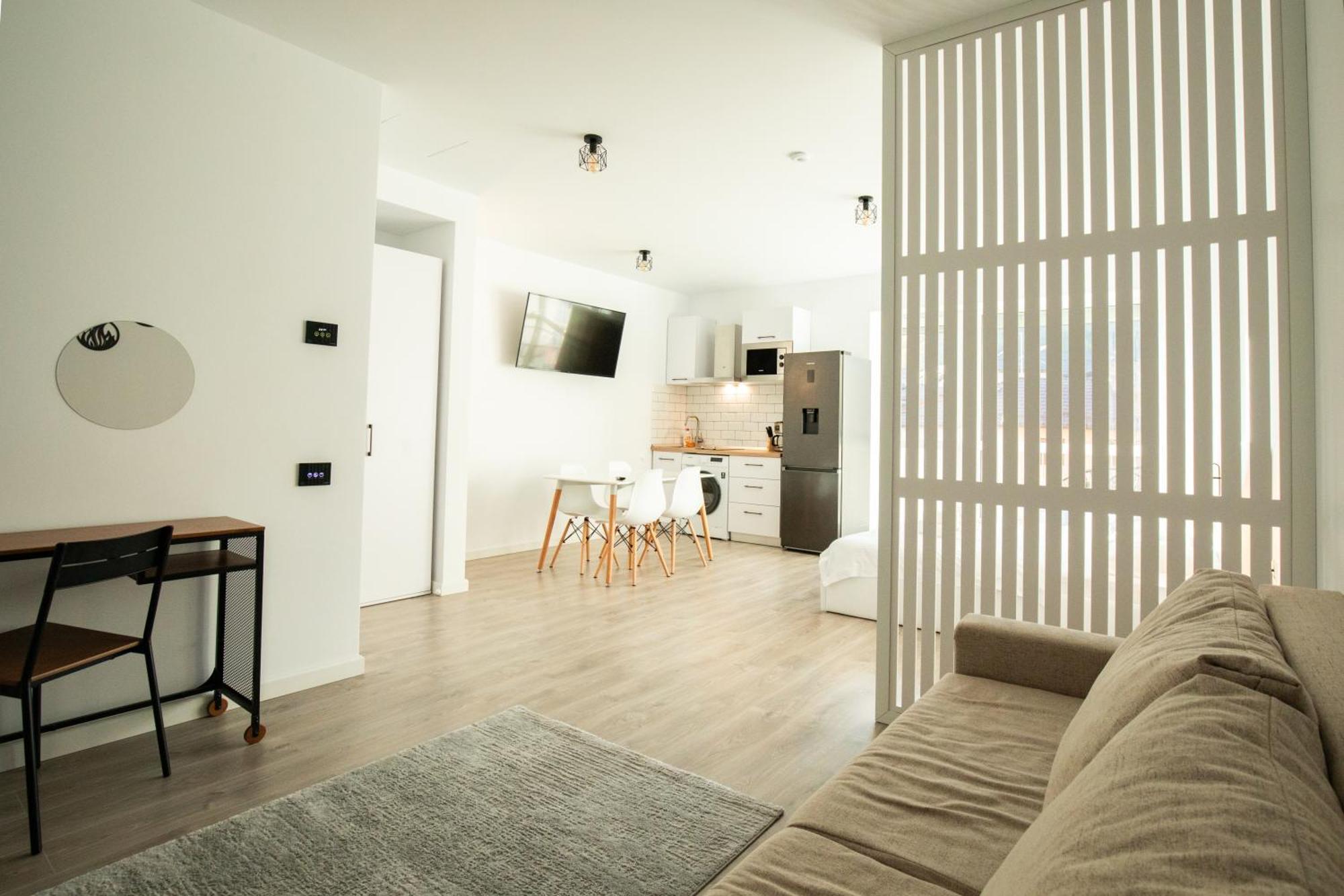 Cozy Studio 4 People With Parking ซินายา ภายนอก รูปภาพ
